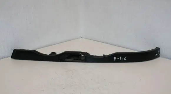 BMW 3 E46 Under headlight/headlamp trim 8227643