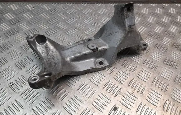 Audi A6 S6 C7 4G Engine mounting bracket 4G0199307H