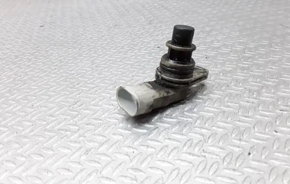Opel Corsa D Camshaft position sensor 46798365