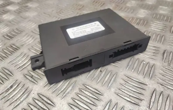Mercedes-Benz C W204 Other control units/modules A2129003400 A2129011000