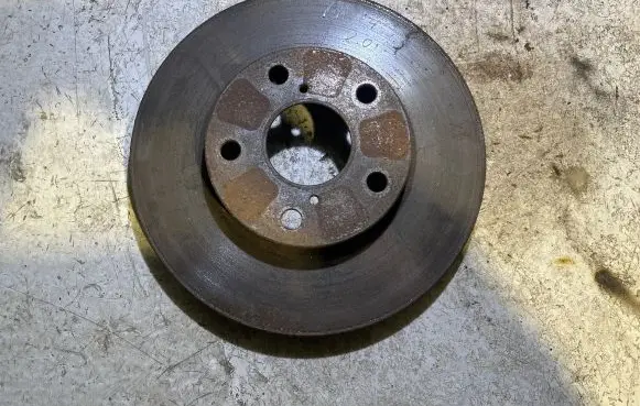 Toyota RAV 4 (XA20) Front brake disc