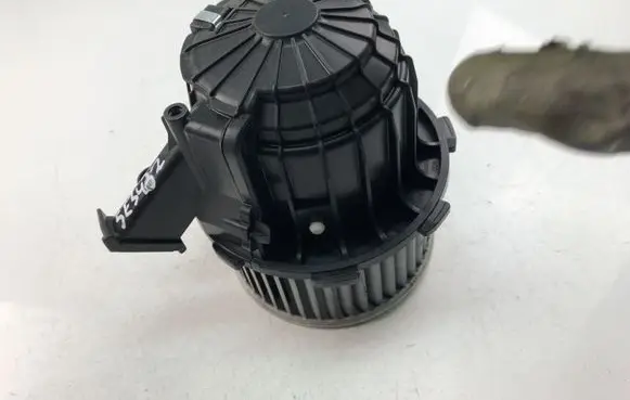 Audi A5 8T 8F Heater fan/blower X6553