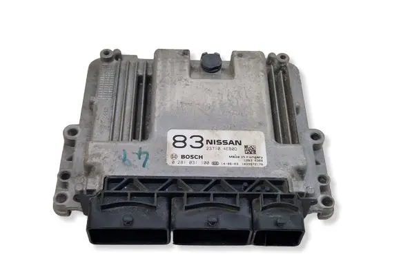 Nissan Qashqai Engine control unit/module 237104EB0D 0281031100 1039S72176