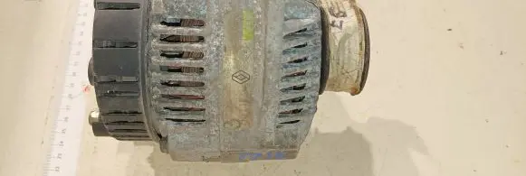 Renault Scenic I Generator/alternator 7700857073 2541903A VALEO
