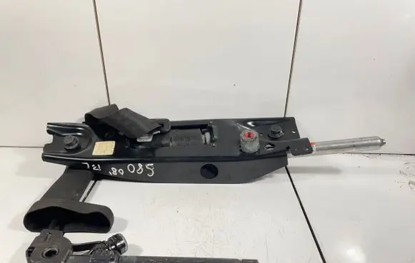 Volvo S80 Front seatbelt 6069365r0e 6251729308 6153095006