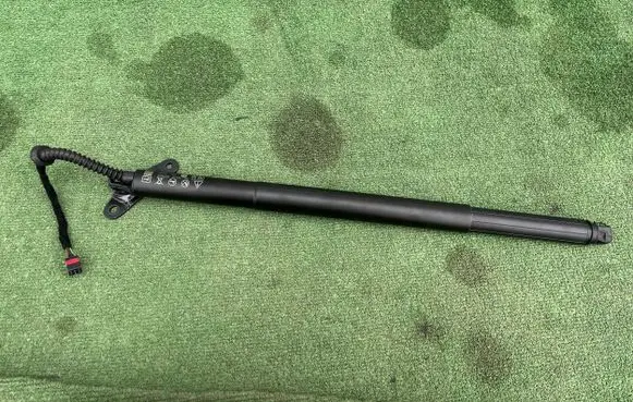 Volkswagen Golf VIII Tailgate strut 5H9827851C