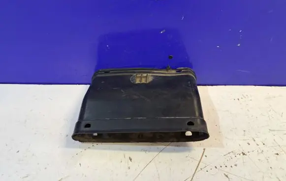Volvo V70 Air intake duct part 9125219 8638624