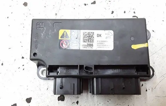 Opel Mokka Airbag control unit/module 13592886 524930977