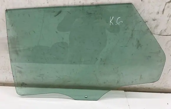 Ford Mondeo MK V Rear door window glass