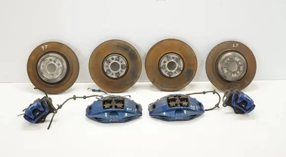 BMW 7 G11 G12 Front brake caliper G11130726ZACISKI 6891303 6891304