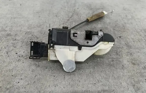Citroen Berlingo Loading door lock 828420