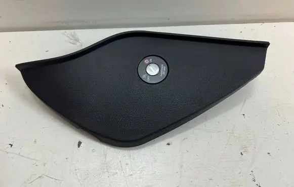 KIA Rio Dashboard side end trim 847681W100 847671W100