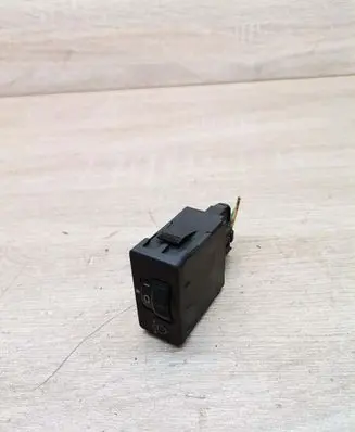 Toyota Avensis T250 Light switch M9280