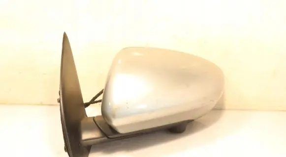 Nissan Qashqai Front door electric wing mirror 