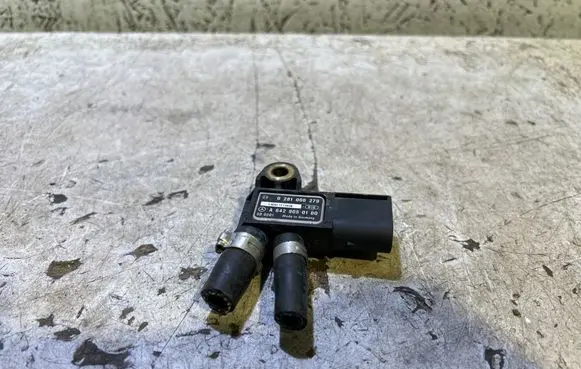 Mercedes-Benz R W251 Exhaust gas pressure sensor 0281006279 130917T1245E A6429050100