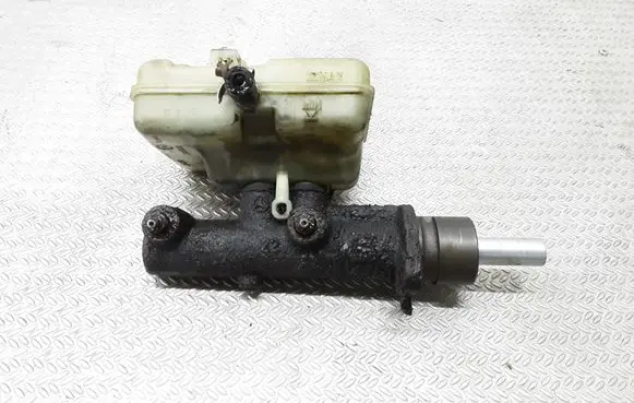 Mercedes-Benz Sprinter W901 W902 W903 W904 Master brake cylinder A0024312702