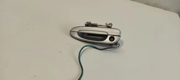 Mazda 626 Front door exterior handle