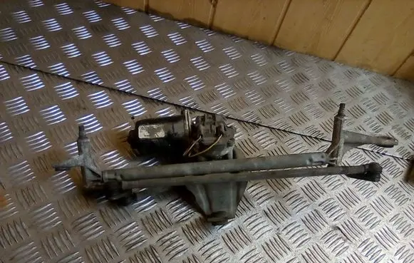 Opel Combo C Front wiper linkage and motor 23001743