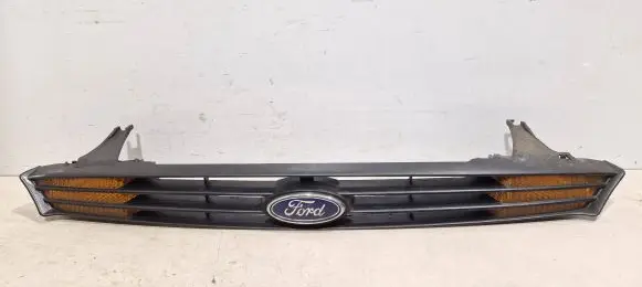 Ford Focus Front grill Xs4x13k343b