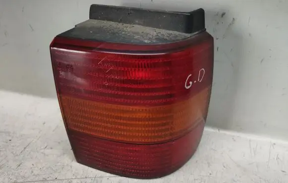 Volkswagen PASSAT B4 Rear/tail lights