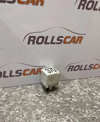 Audi A8 S8 D3 4E Other relay 8D0951253