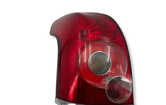 Toyota Avensis T250 Tailgate rear/tail lights