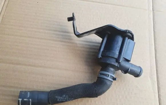 Audi A3 S3 8V Electric auxiliary coolant/water pump 5Q0121093BA 5Q0965561B