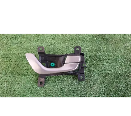 Hyundai Kona I Front door interior handle 82623-J9000