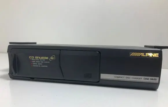 Volkswagen PASSAT B6 CD/DVD changer 