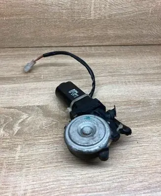 Mazda Xedos 6 Rear door window regulator motor 3650161634