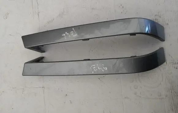 BMW 3 E46 Rear/tail light trim molding 
