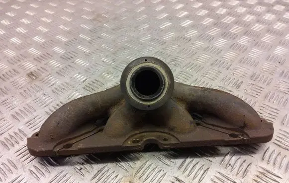 BMW 7 F01 F02 F03 F04 Exhaust manifold 7576987