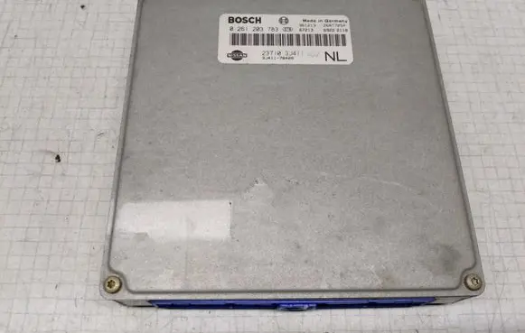 Nissan Primera Engine control unit/module 0261203783 237103J411
