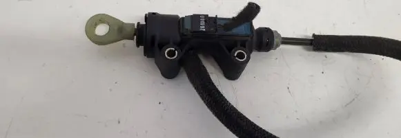 BMW 3 E46 Clutch master cylinder 21526758822