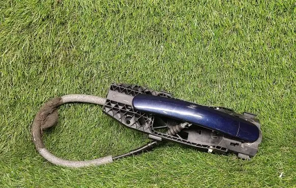 Volkswagen Jetta VI Rear door exterior handle 5N0837017C