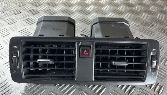 Volvo C70 Dash center air vent grill 9123684