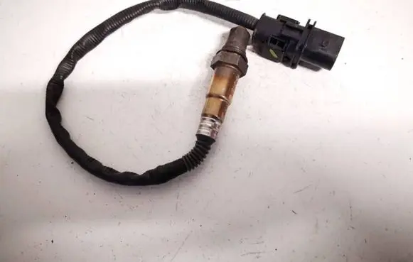 BMW 5 E60 E61 Lambda probe sensor 0281004019 7791592-02