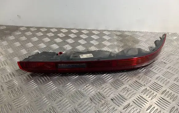 Audi Q7 4M Rear bumper light 4M0945095