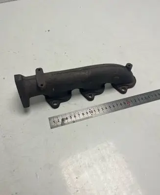 Audi A6 S6 C6 4F Exhaust manifold 059253033P