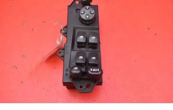 Chrysler Pacifica Electric window control switch 04685980AG