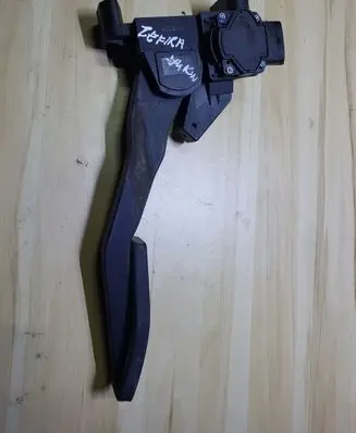 Opel Zafira A Accelerator throttle pedal 0281002298 90581208