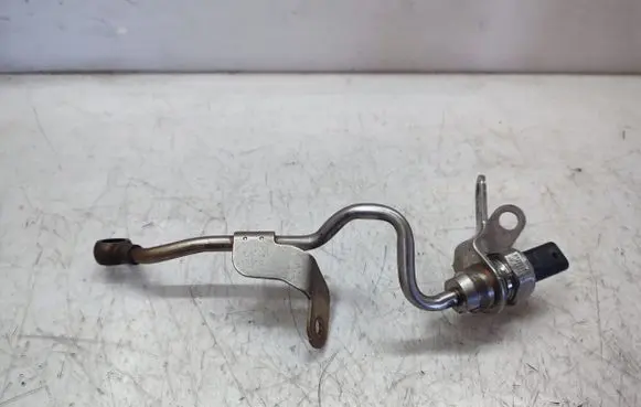 BMW X5 F15 EGR valve line/pipe/hose 8573973
