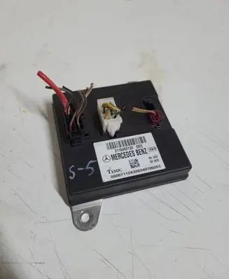 Mercedes-Benz E W211 Comfort/convenience module 2115452132