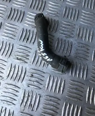 Audi A4 S4 B8 8K Engine coolant pipe/hose 06H121057E