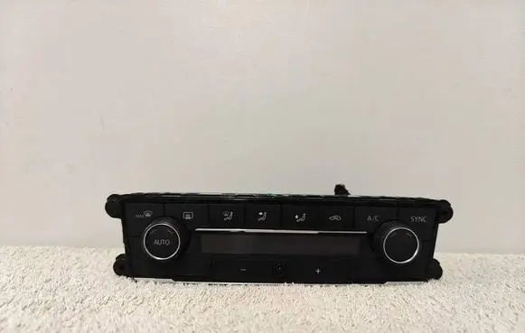 Volkswagen Polo VI Climate control unit 2G0907044R