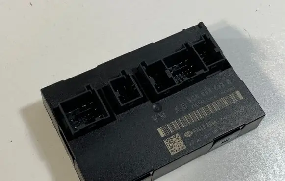 Volkswagen PASSAT B6 Comfort/convenience module 3C0959433R