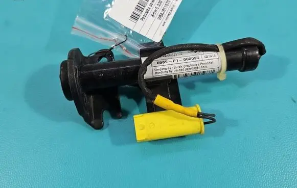 BMW 5 G30 G31 G38 Pedestrian airbag 7435797 IMPRK1602238