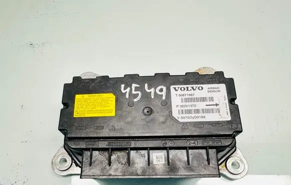 Volvo V90 Cross Country Airbag control unit/module 32221372 VS0750VD0163