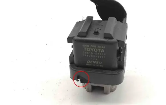 Toyota Verso-S Glow plug pre-heat relay 2861067010