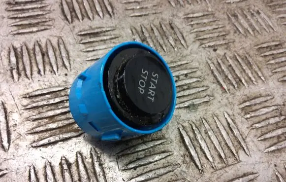 Nissan Juke II F16 Engine start stop button switch 251506xj0bt